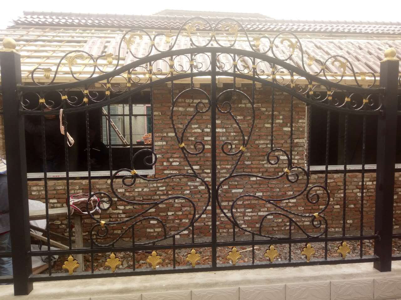 铁艺围栏的五大特�? /><i></i></a></span>
                            <div>
                                  <b>[2016-03-28]</b>
                                  <p><a href=